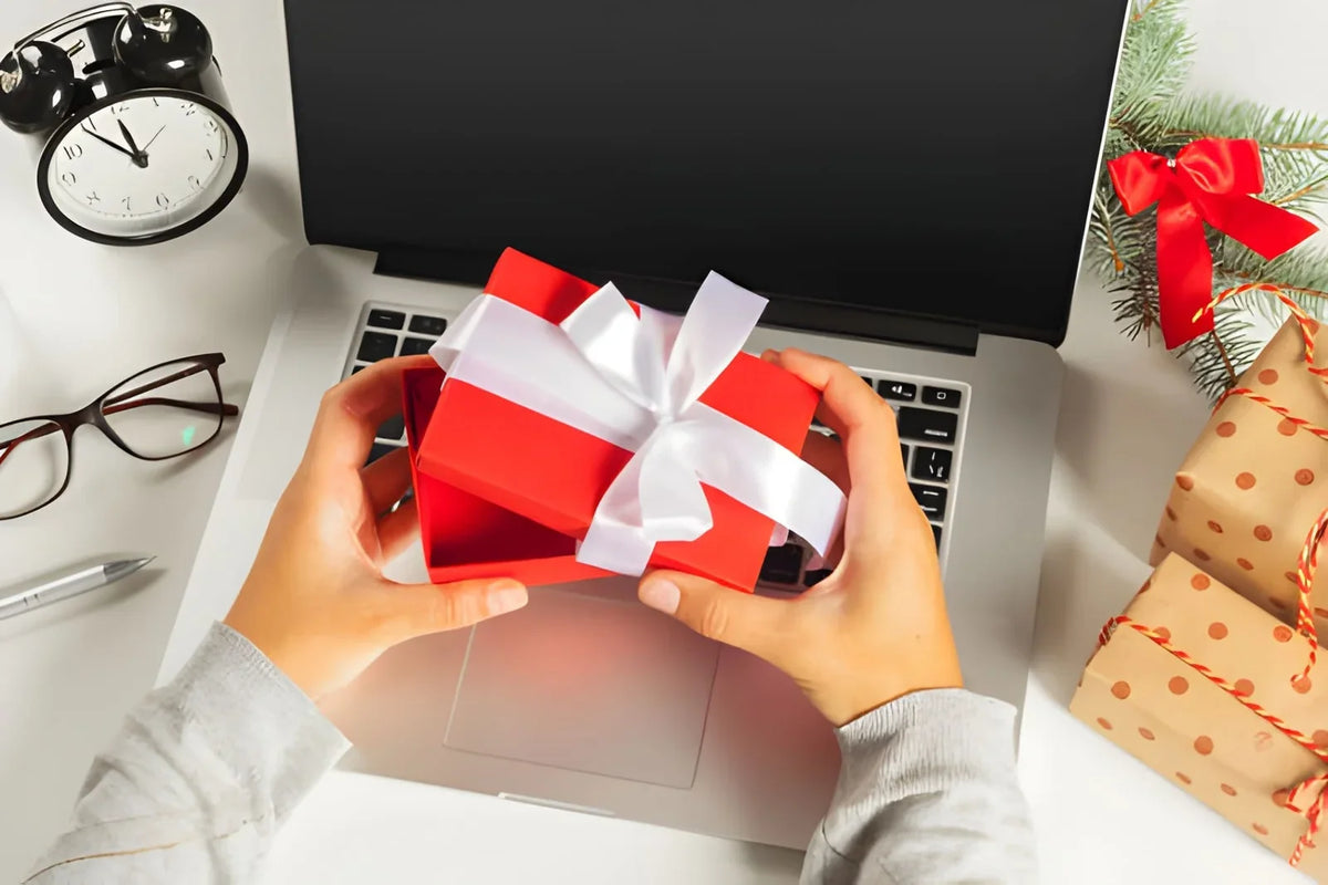 Best Corporate Gifts in Dubai for Employees, Clients, and Executives